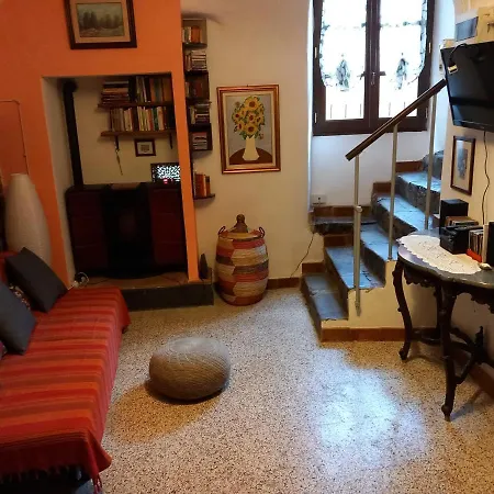 Casa Del Vicolo Feriehus *